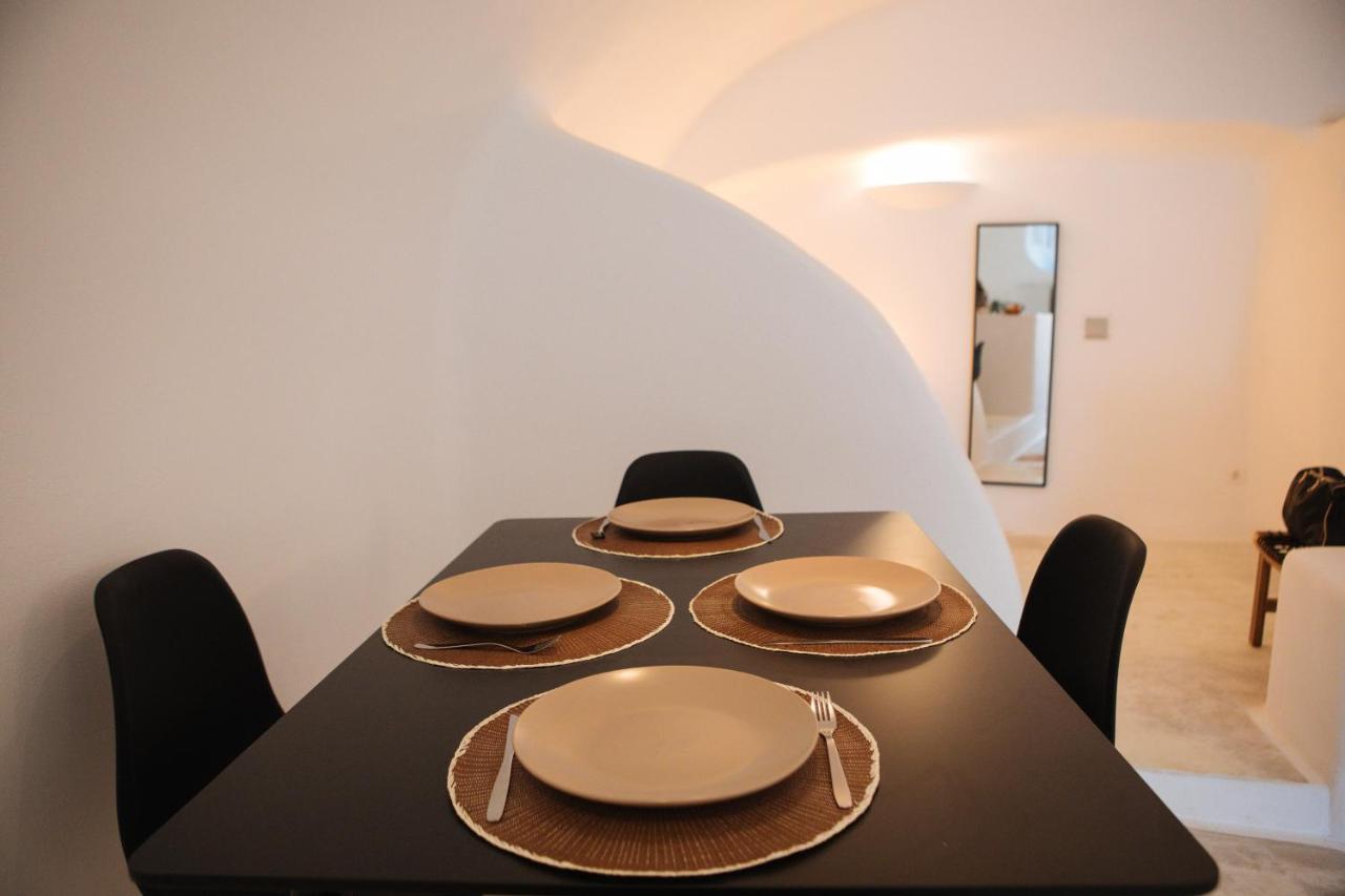 Assyrtiko By A Terre Cave Villas Ia Exterior foto