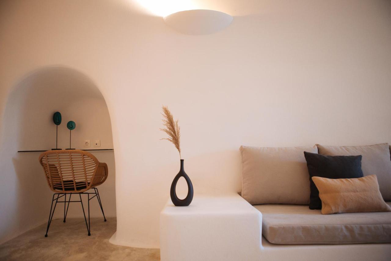 Assyrtiko By A Terre Cave Villas Ia Exterior foto